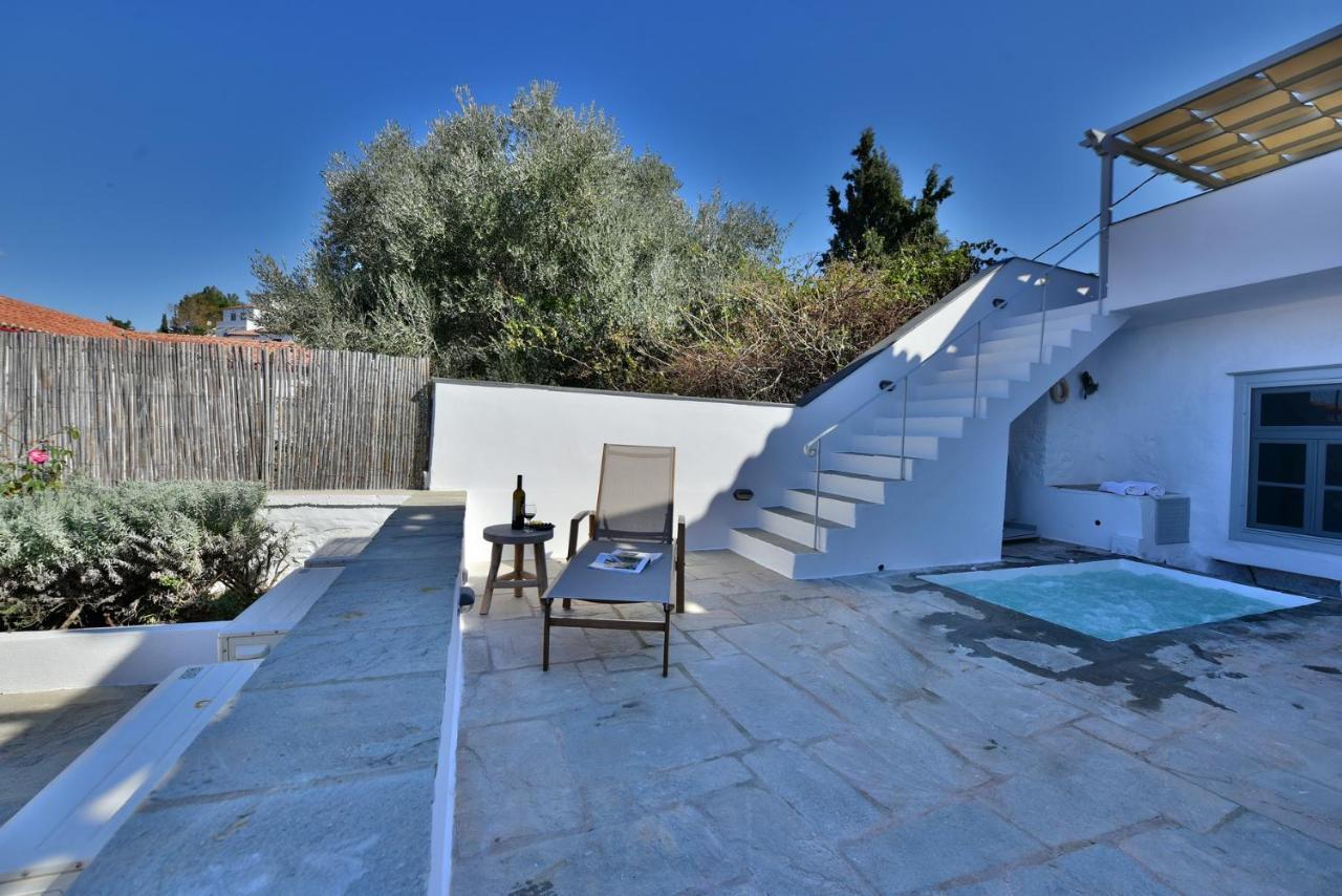 Villa Loukia Хидра Екстериор снимка